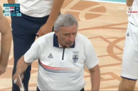 Pešić zagrmio na tajm-autu: Alo, Divac, šta glumiš (VIDEO)