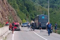 Teška nesreća u Srbiji: Jedna osoba poginula u sudaru autobusa i automobila