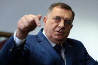 Dodik: Šmitov dolazak u Banjaluku je jadan i bijedan