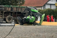 Tragedija kod Nove Topole, obustavljen saobraćaj (FOTO)