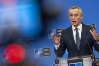 Stoltenberg: NATO je mogao da učini više kako bi spriječio rat u Ukrajini