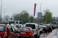 Непрегледне колоне из свих смјерова: Шта је довело до саобраћајног колапса у Бањалуци