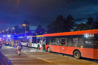 U sudaru dva autobusa u Njemačkoj povrijeđeno 50 ljudi, 13 teško